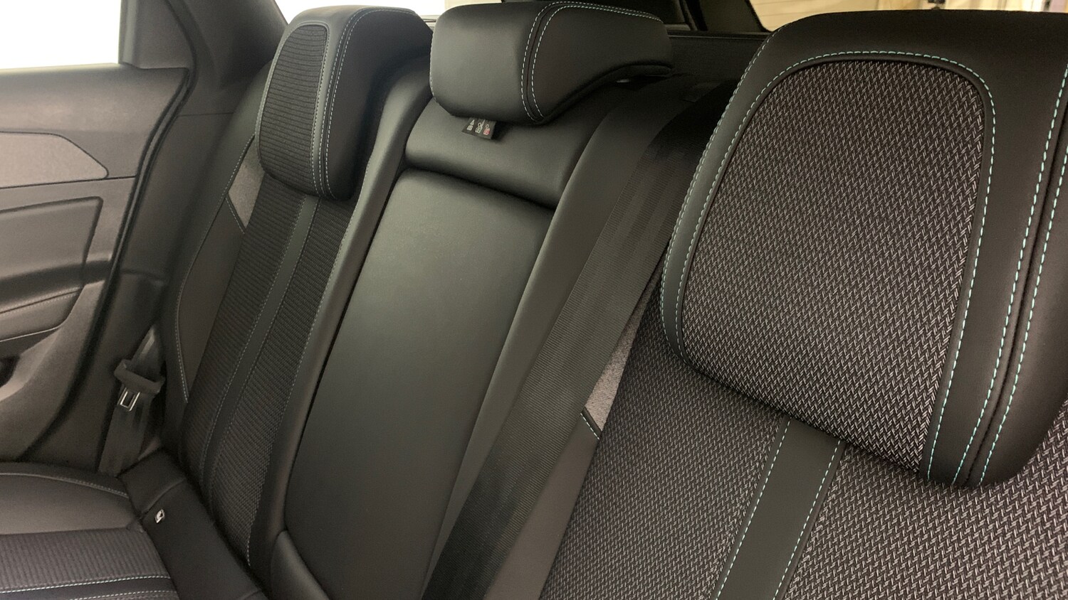 Used Peugeot 308 SW 2024 for sale - 76202093: Photo 8