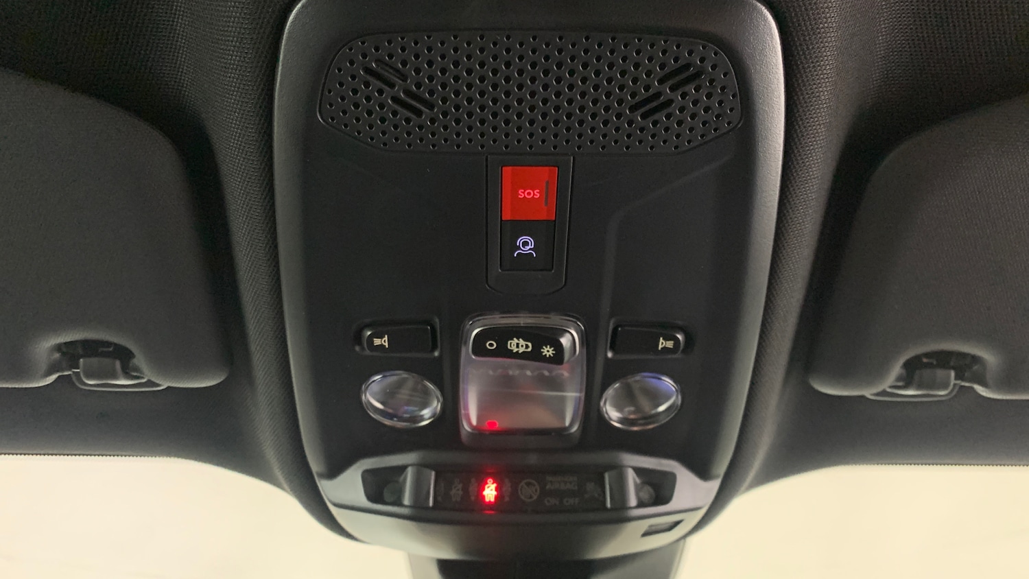 Used Peugeot 2008 2024 for sale - 76574406: Photo 33