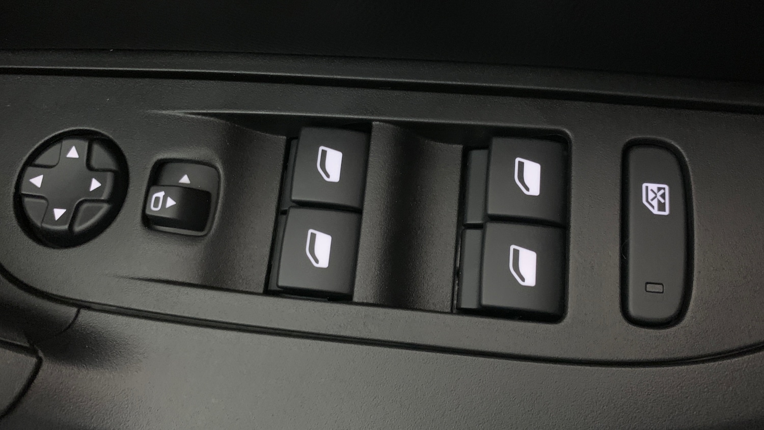 Used Peugeot 2008 2024 for sale - 76574406: Photo 38