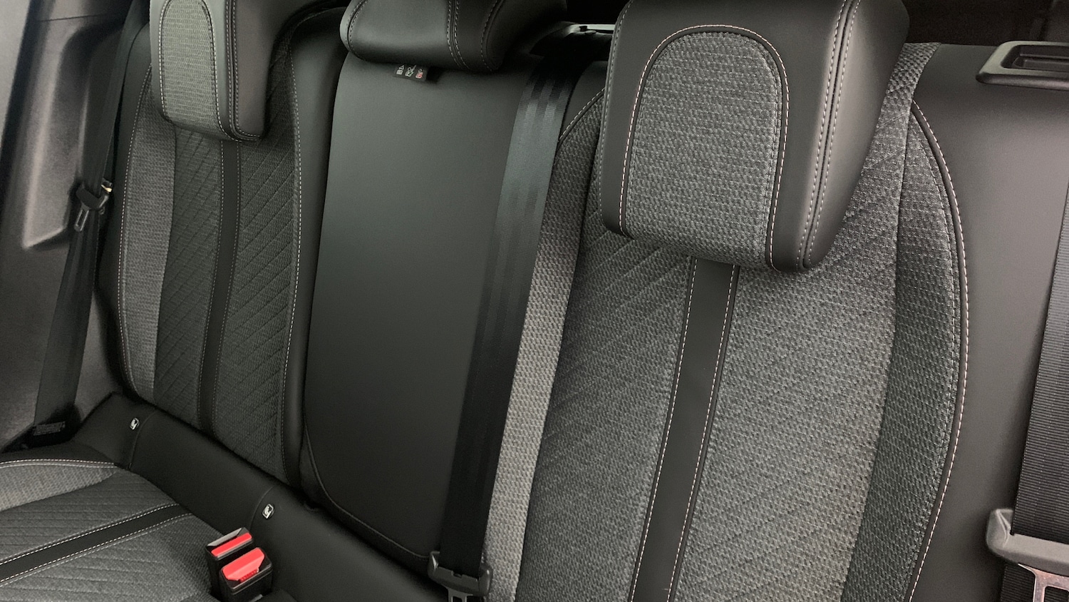 Used Peugeot 2008 2024 for sale - 76574406: Photo 8