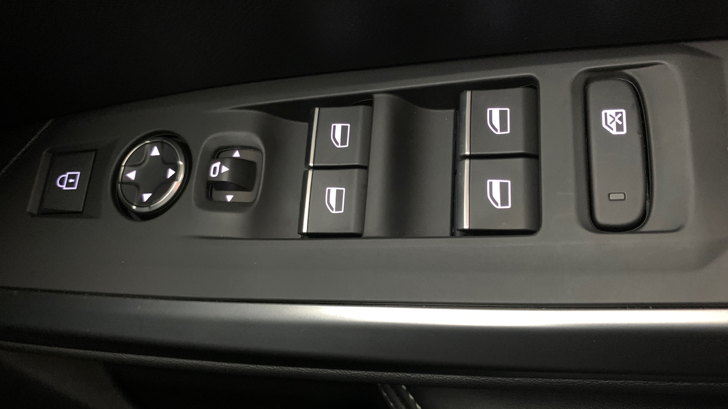 Used Peugeot 3008 2024 for sale - 77332379: Photo 49