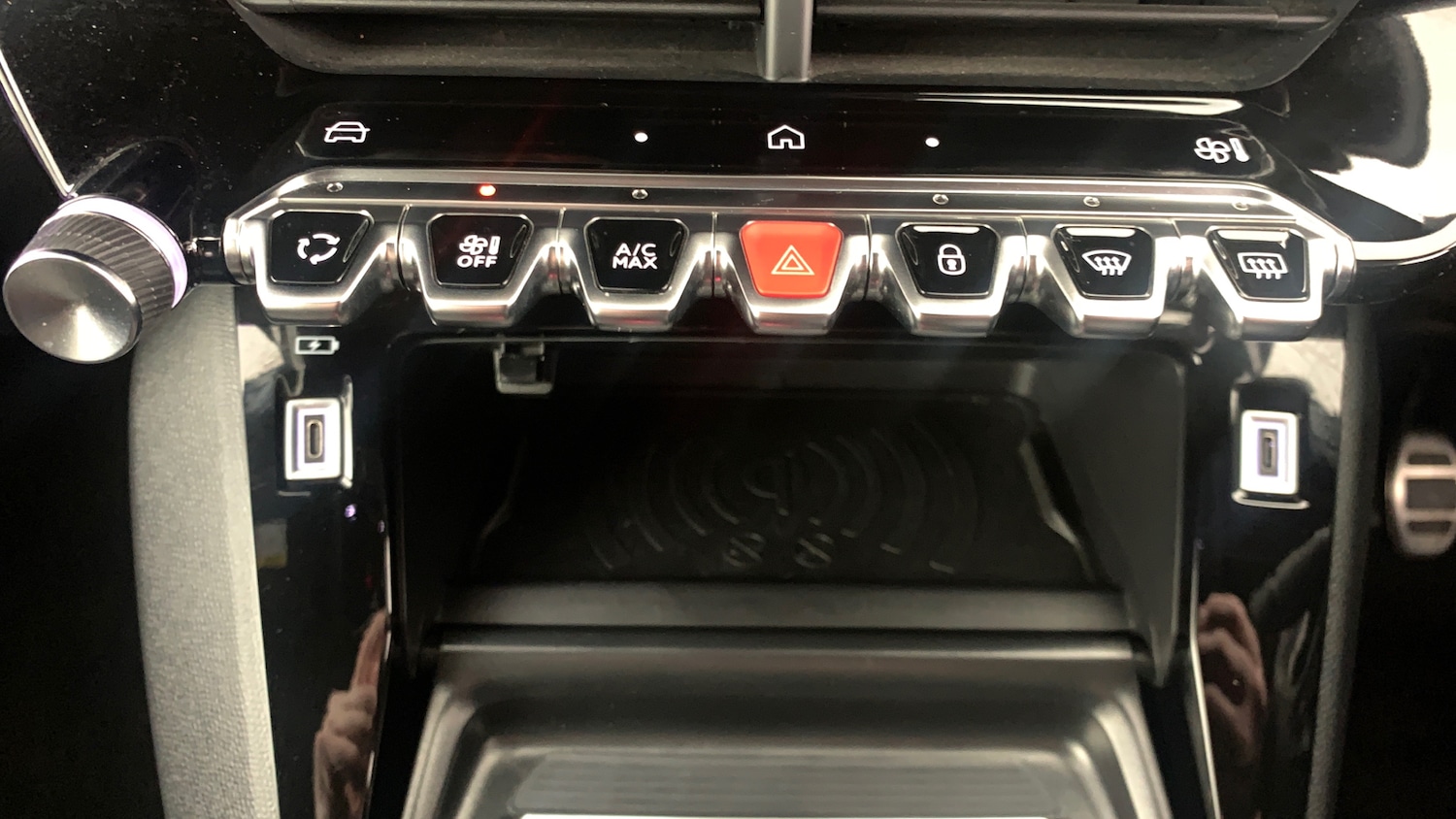 Used Peugeot 208 2024 for sale - 76977337: Photo 30