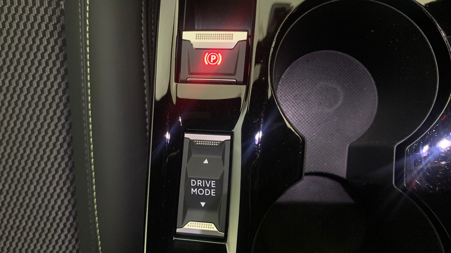 Used Peugeot 208 2024 for sale - 76977337: Photo 32