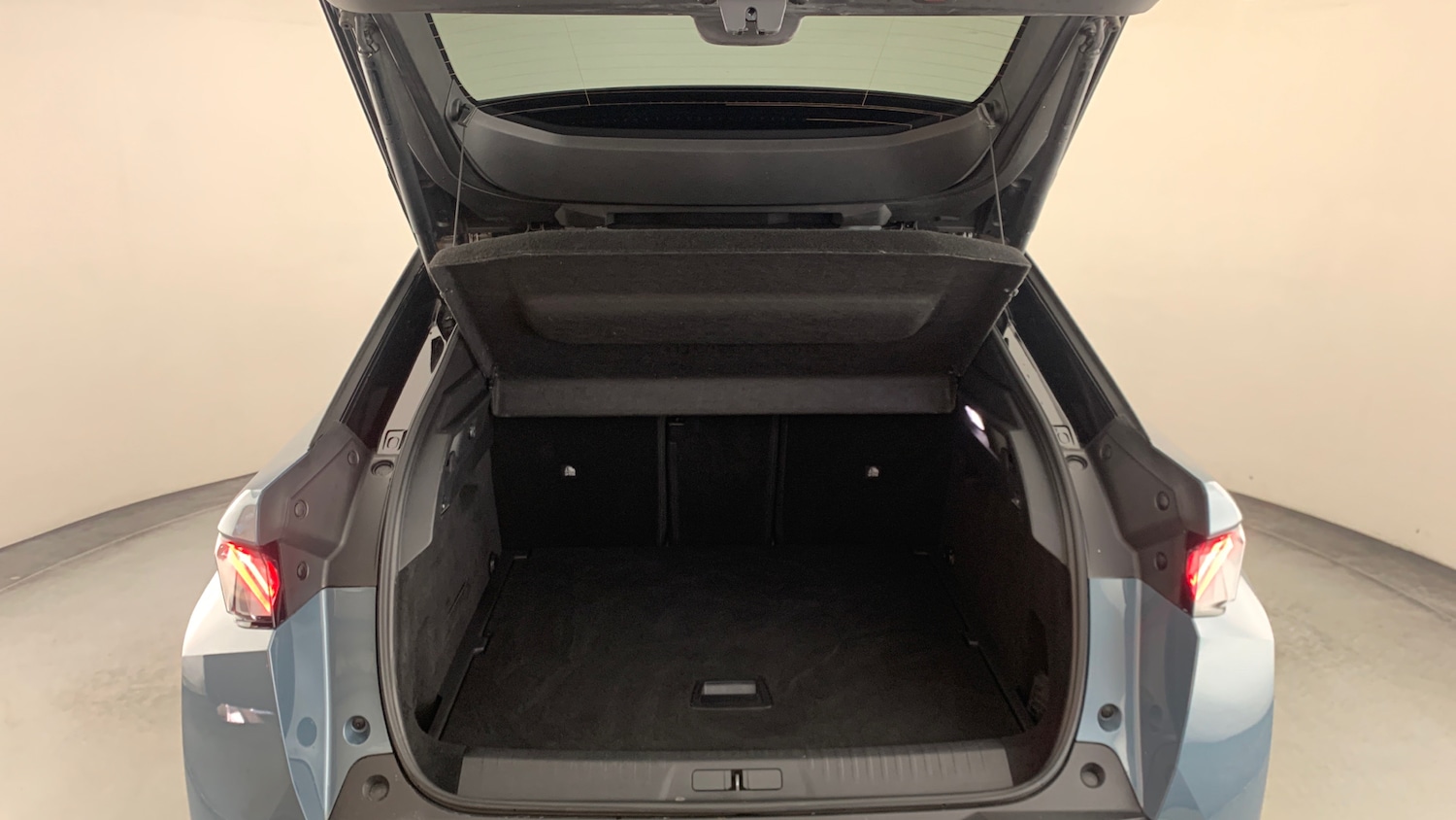 Used Peugeot 3008 2025 for sale - 76400060: Photo 5