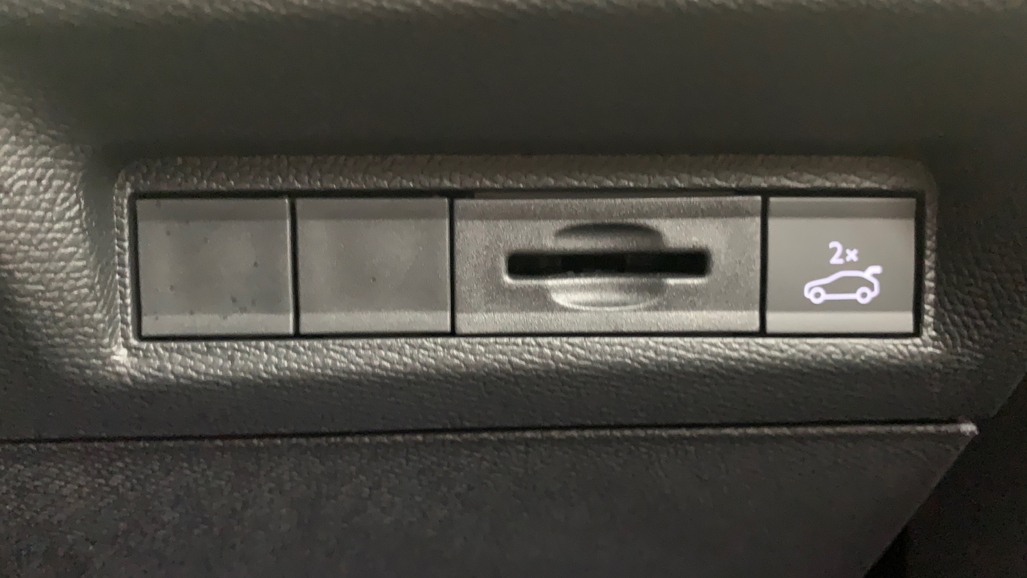 Used Peugeot 408 2024 for sale - 76474351: Photo 20