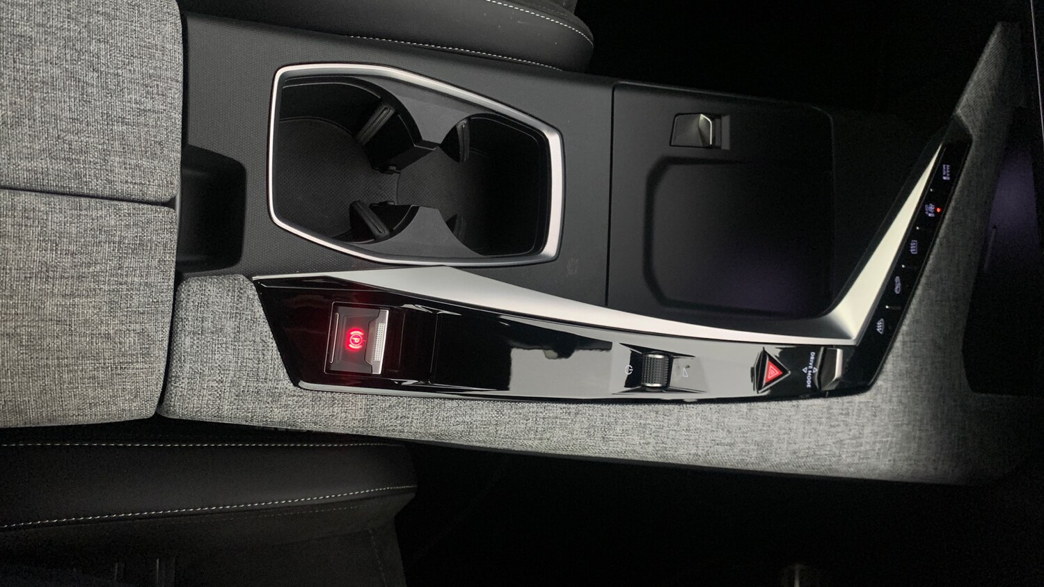 Used Peugeot 3008 2024 for sale - 76123508: Photo 34