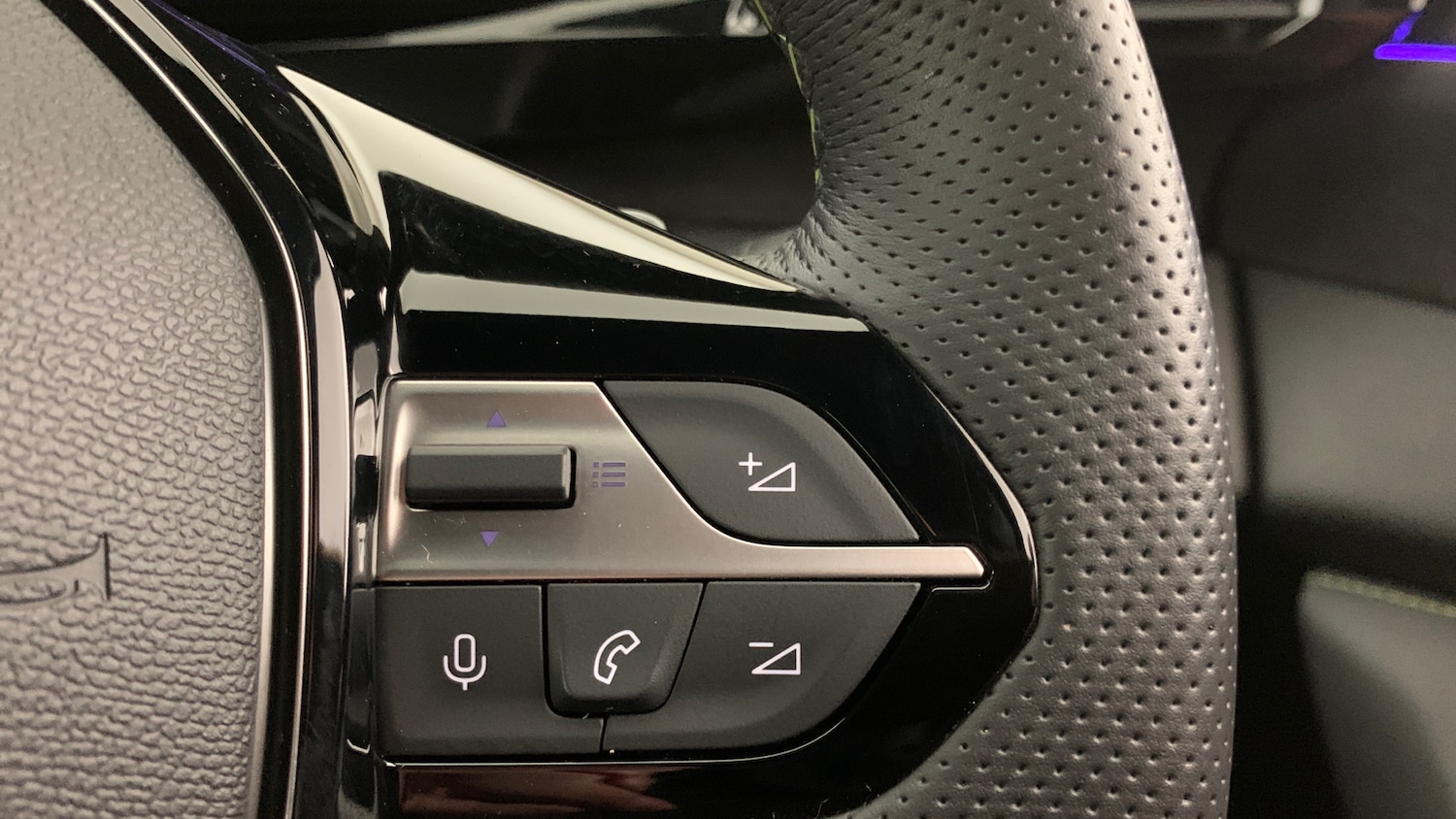 Used Peugeot 408 2024 for sale - 77042320: Photo 18