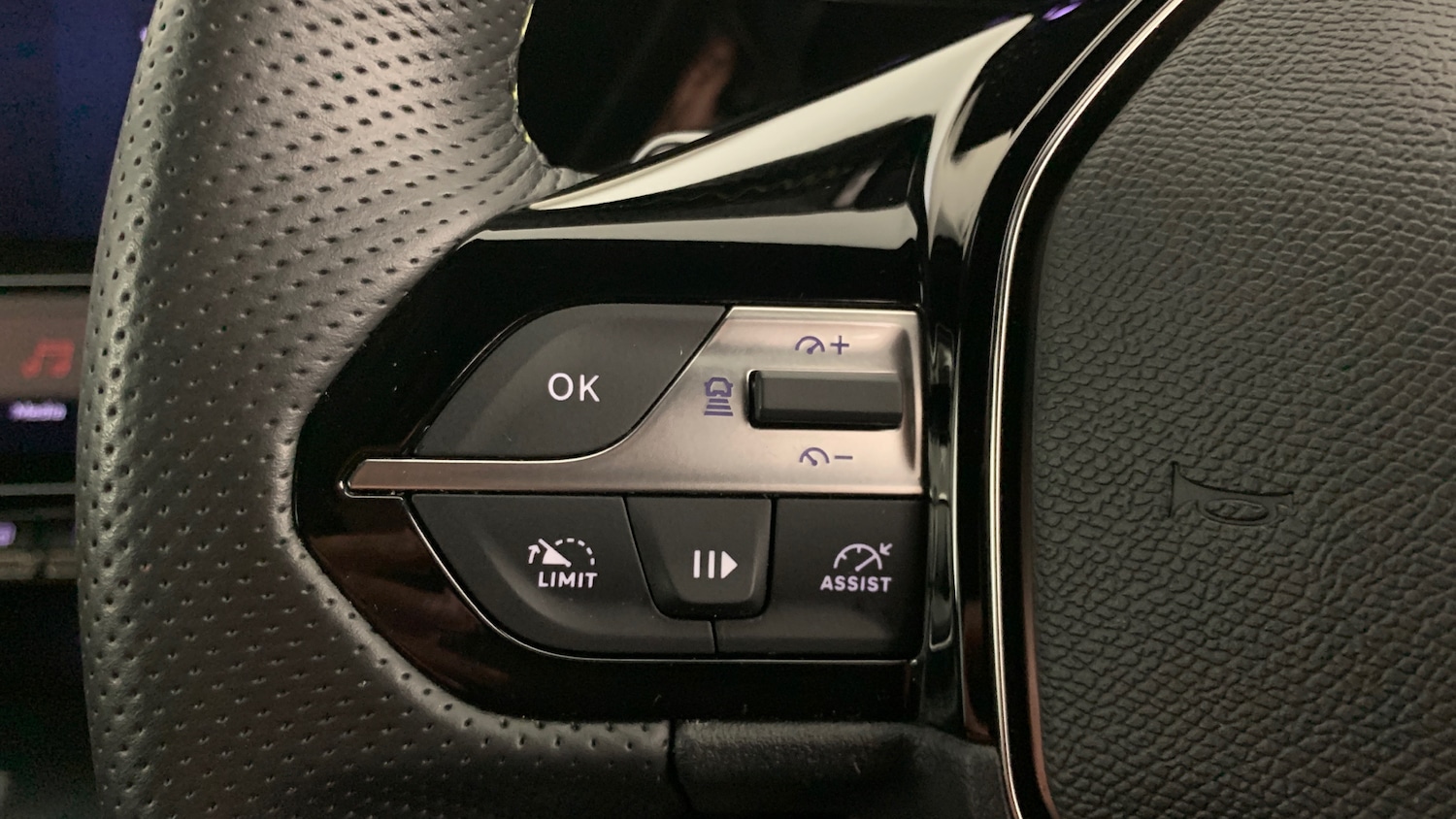 Used Peugeot 408 2024 for sale - 77042320: Photo 19