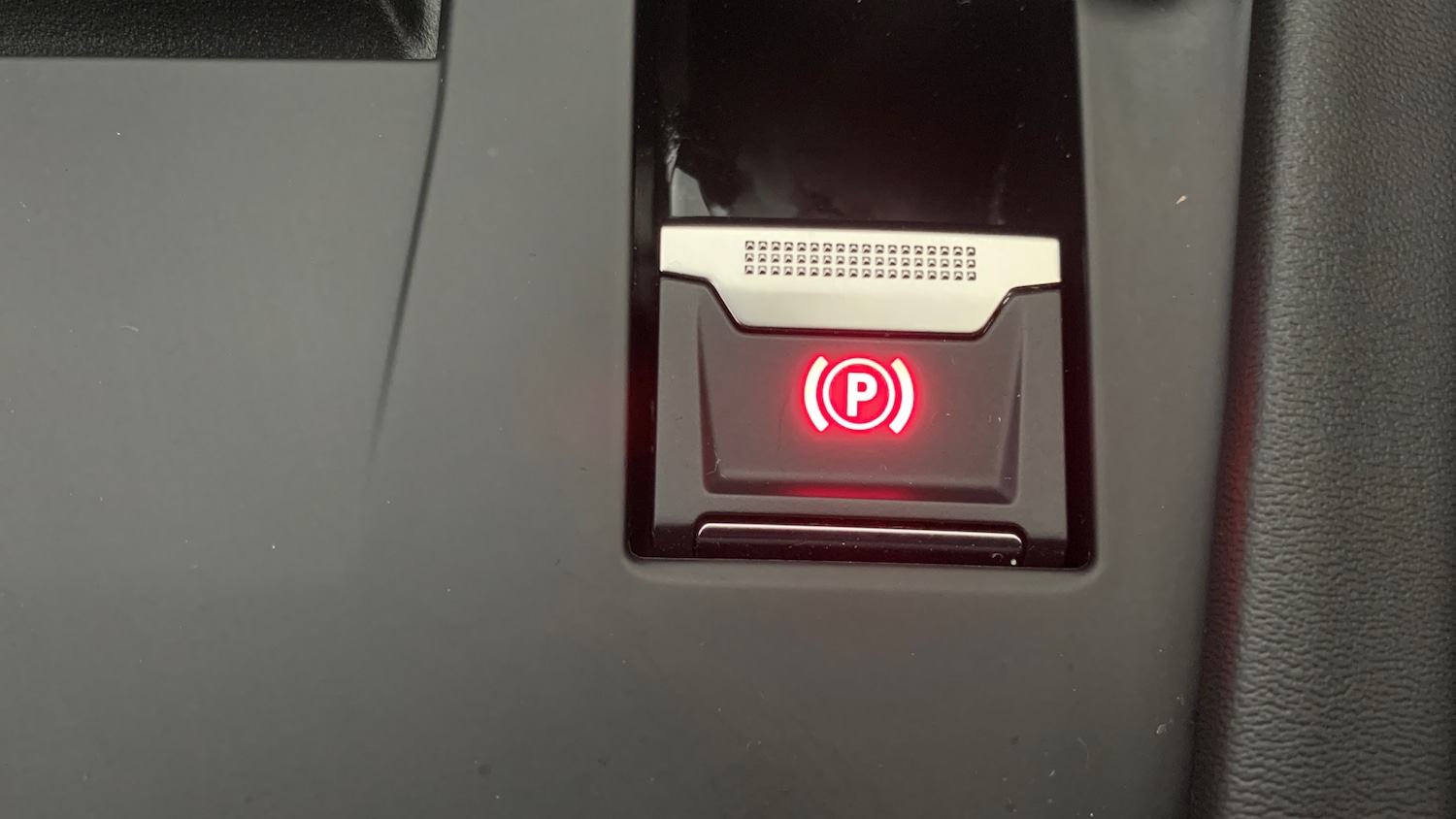 Used Peugeot 408 2024 for sale - 77042320: Photo 36