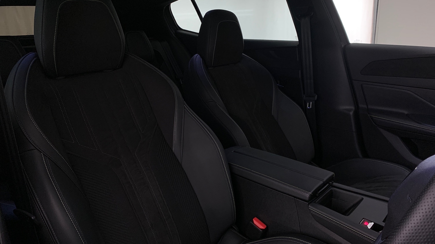 Used Peugeot 408 2024 for sale - 77042320: Photo 44