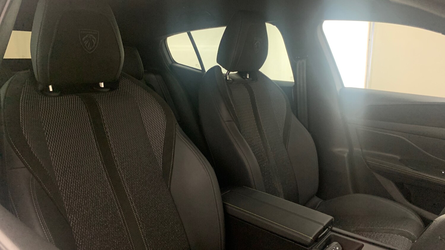 Used Peugeot 408 2025 for sale - 77539160: Photo 44