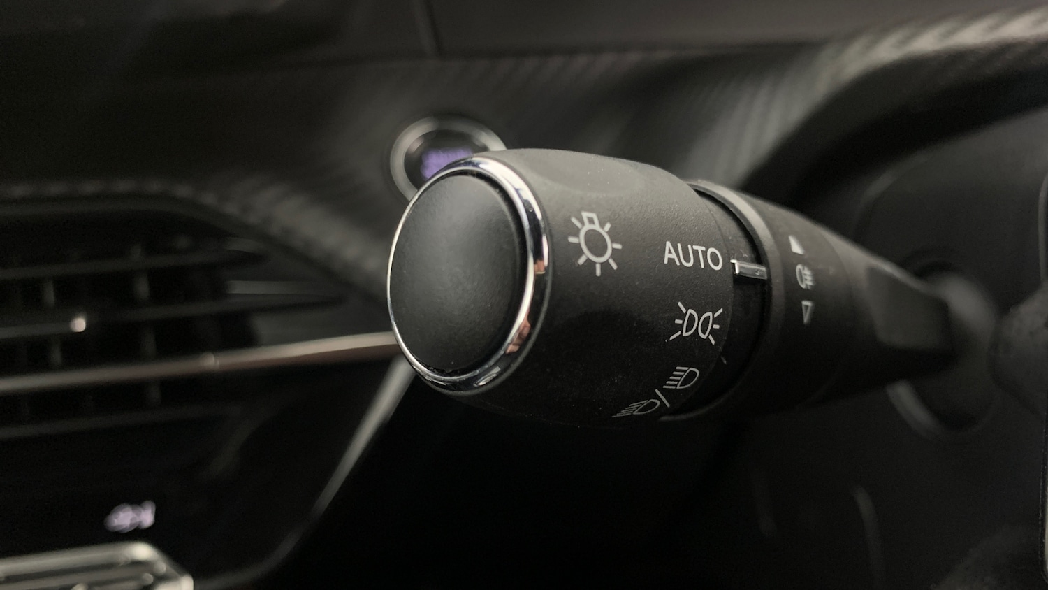 Used Peugeot 2008 2024 for sale - 77067387: Photo 36