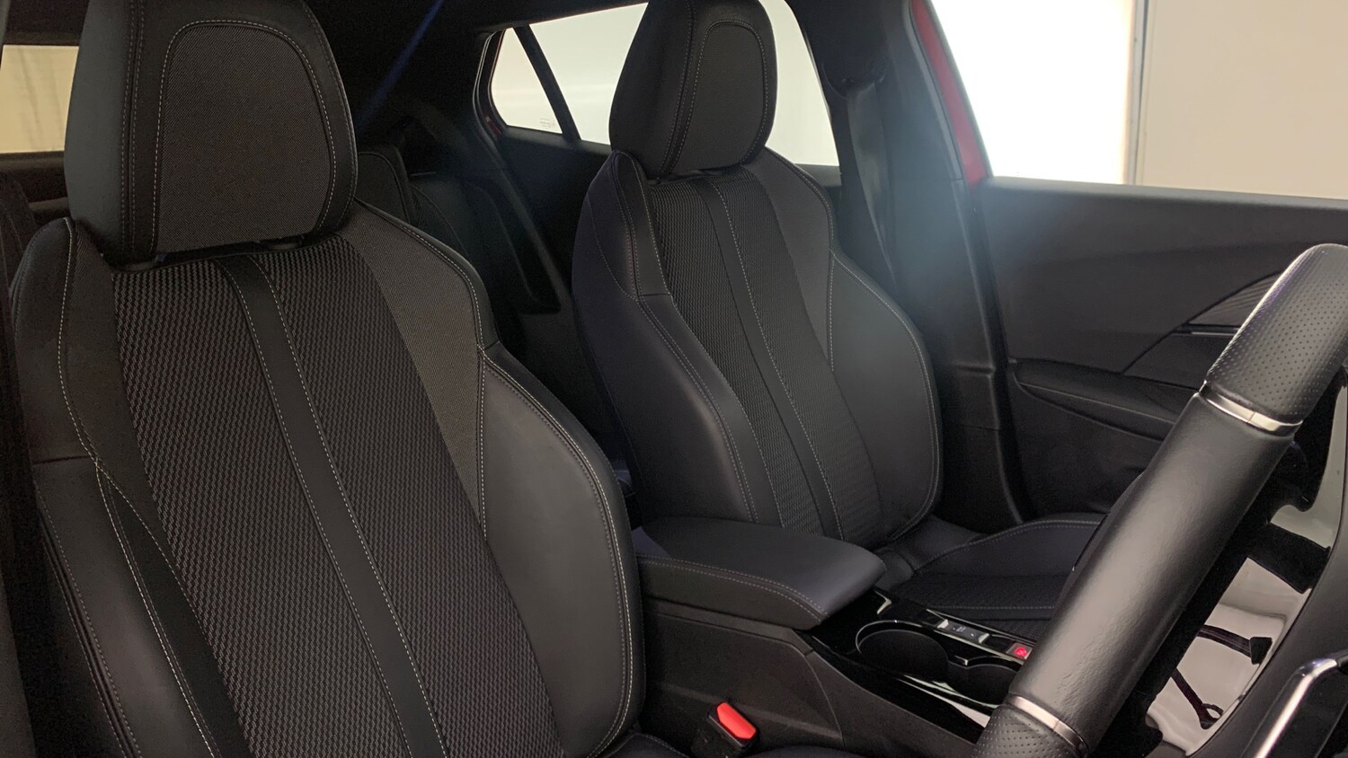 Used Peugeot 2008 2024 for sale - 77067387: Photo 44