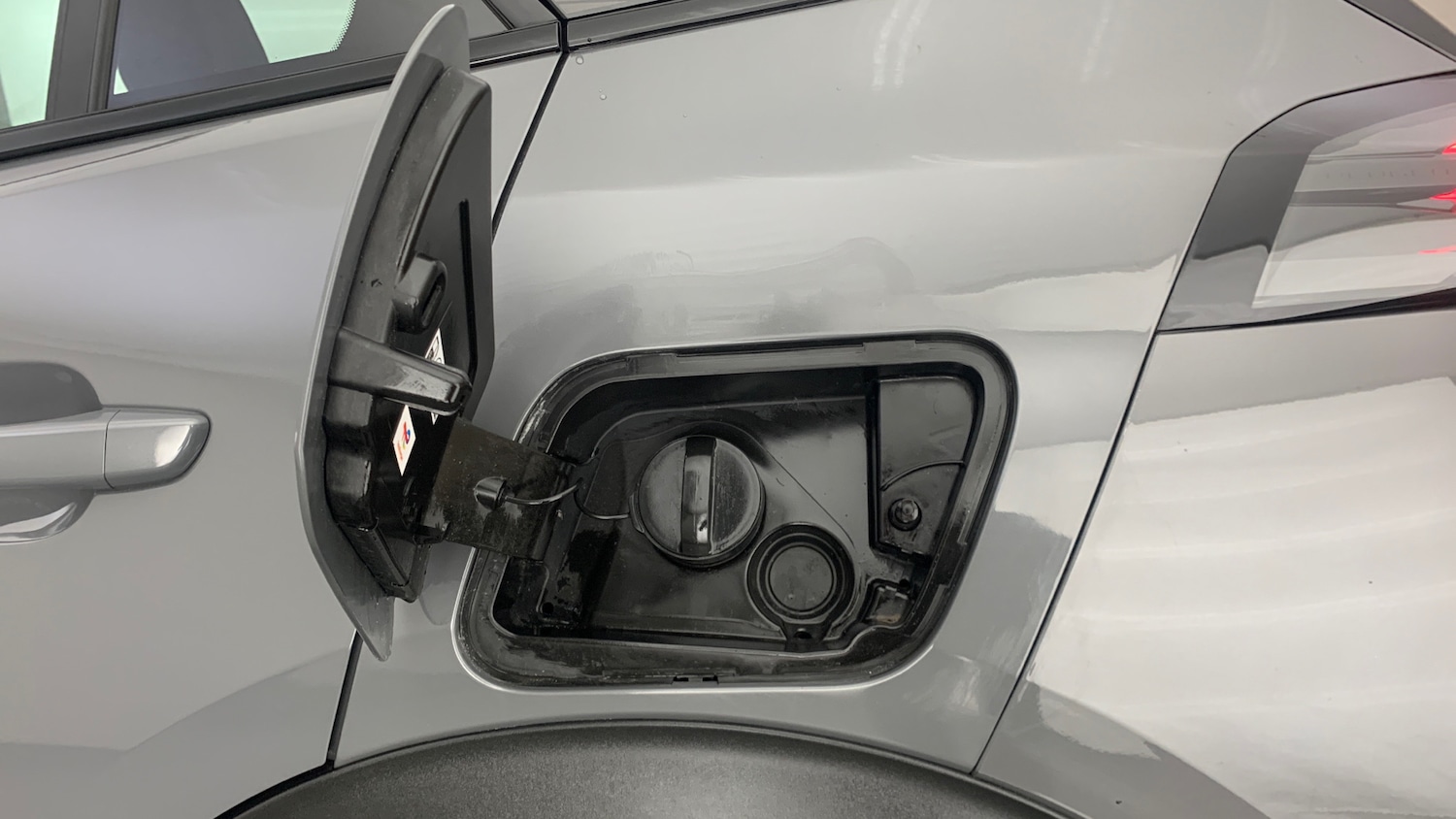 Used Peugeot 2008 2024 for sale - 77121194: Photo 52