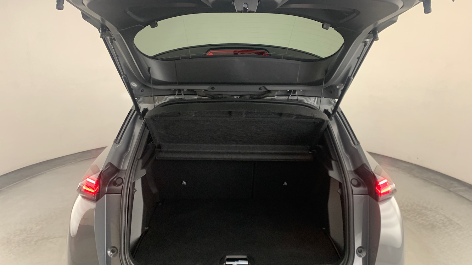 Used Peugeot 2008 2024 for sale - 77121194: Photo 6