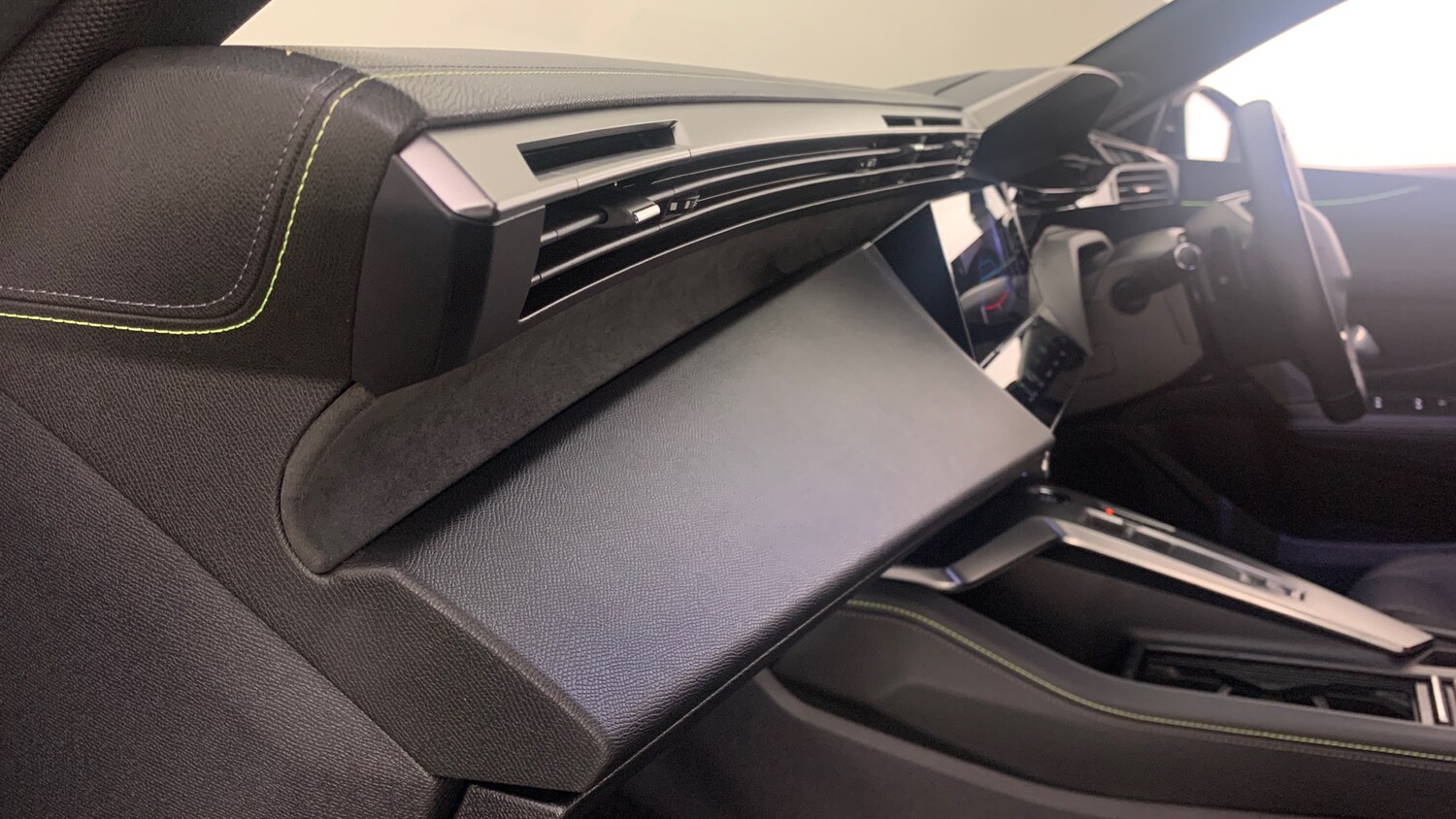 Used Peugeot 408 2025 for sale - 77569761: Photo 60