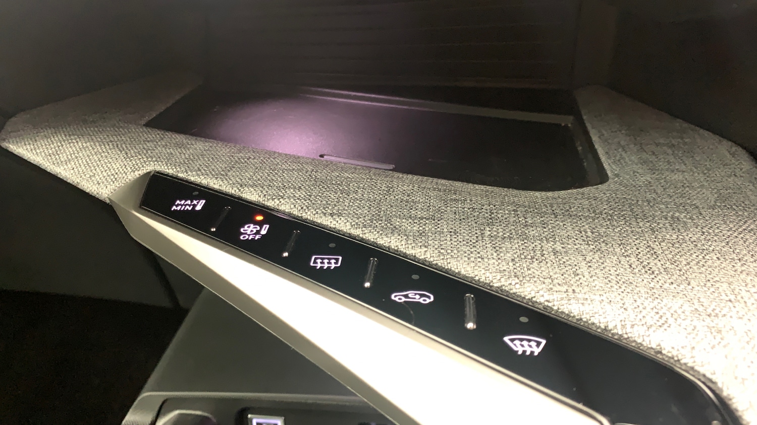 Used Peugeot 3008 2025 for sale - 76787603: Photo 33