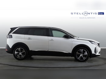 Used Peugeot 5008 2024 for sale - 76216465: Photo 4