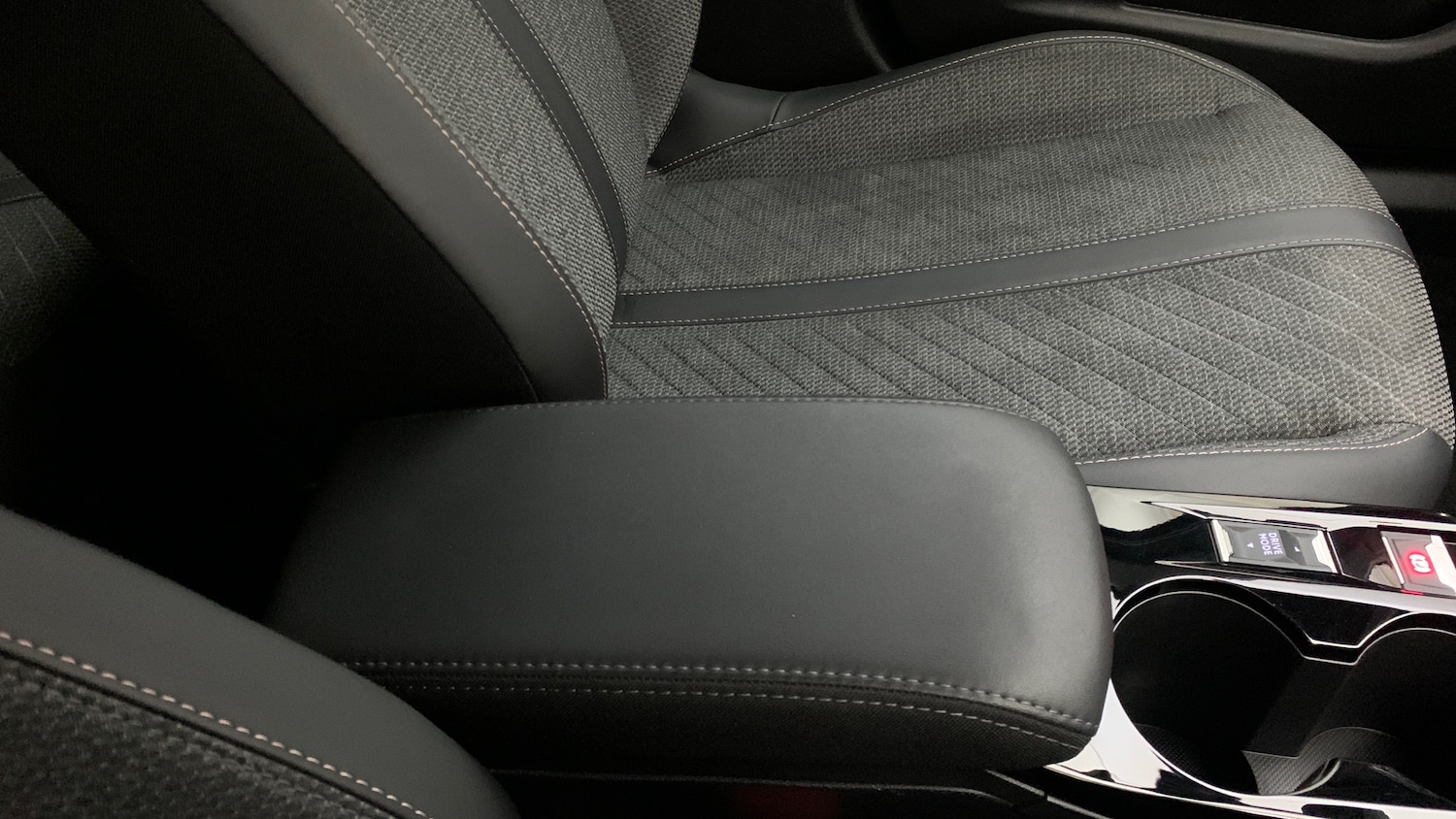 Used Peugeot 2008 2025 for sale - 78035678: Photo 57