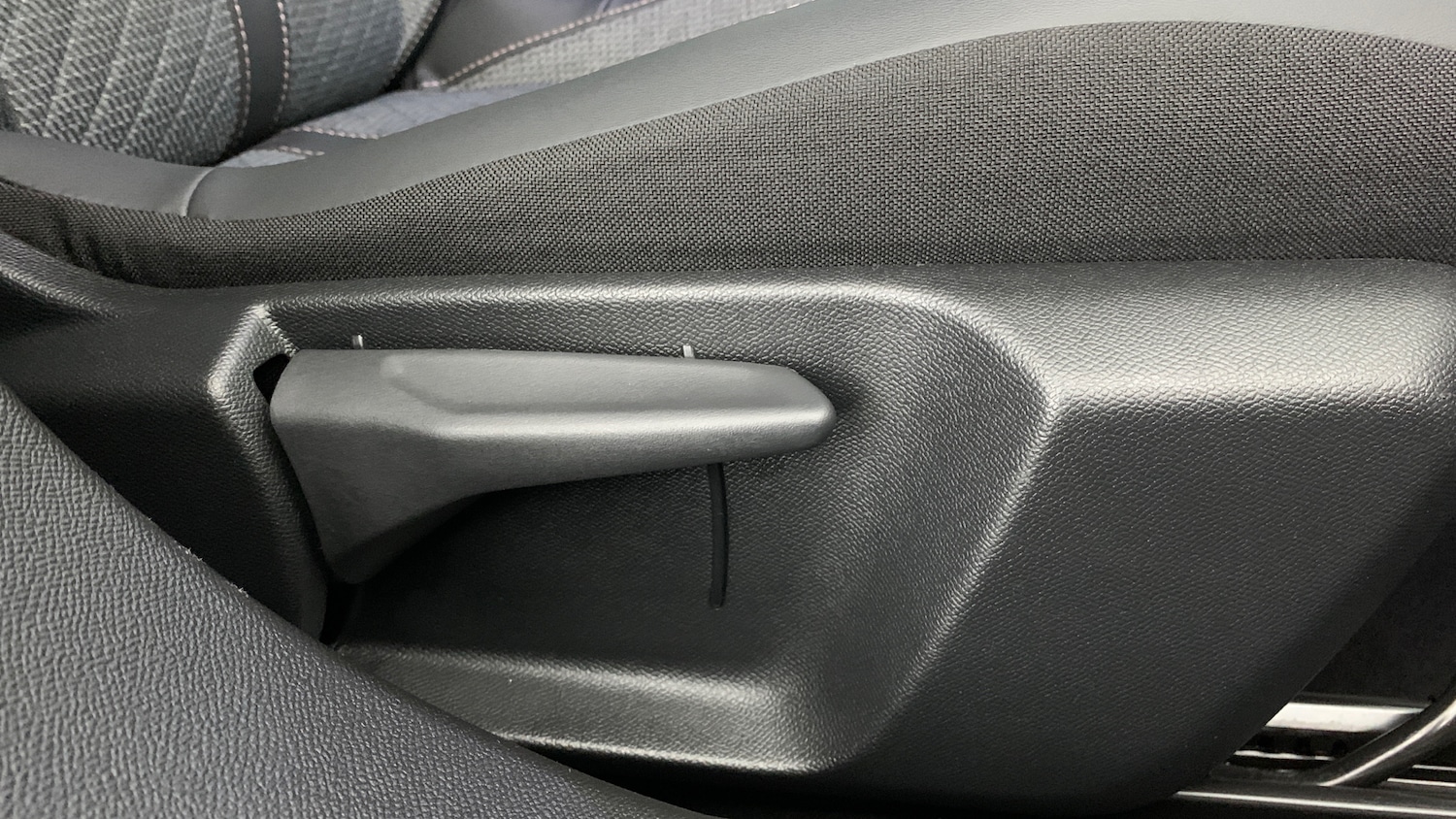 Used Peugeot 2008 2025 for sale - 78035678: Photo 61