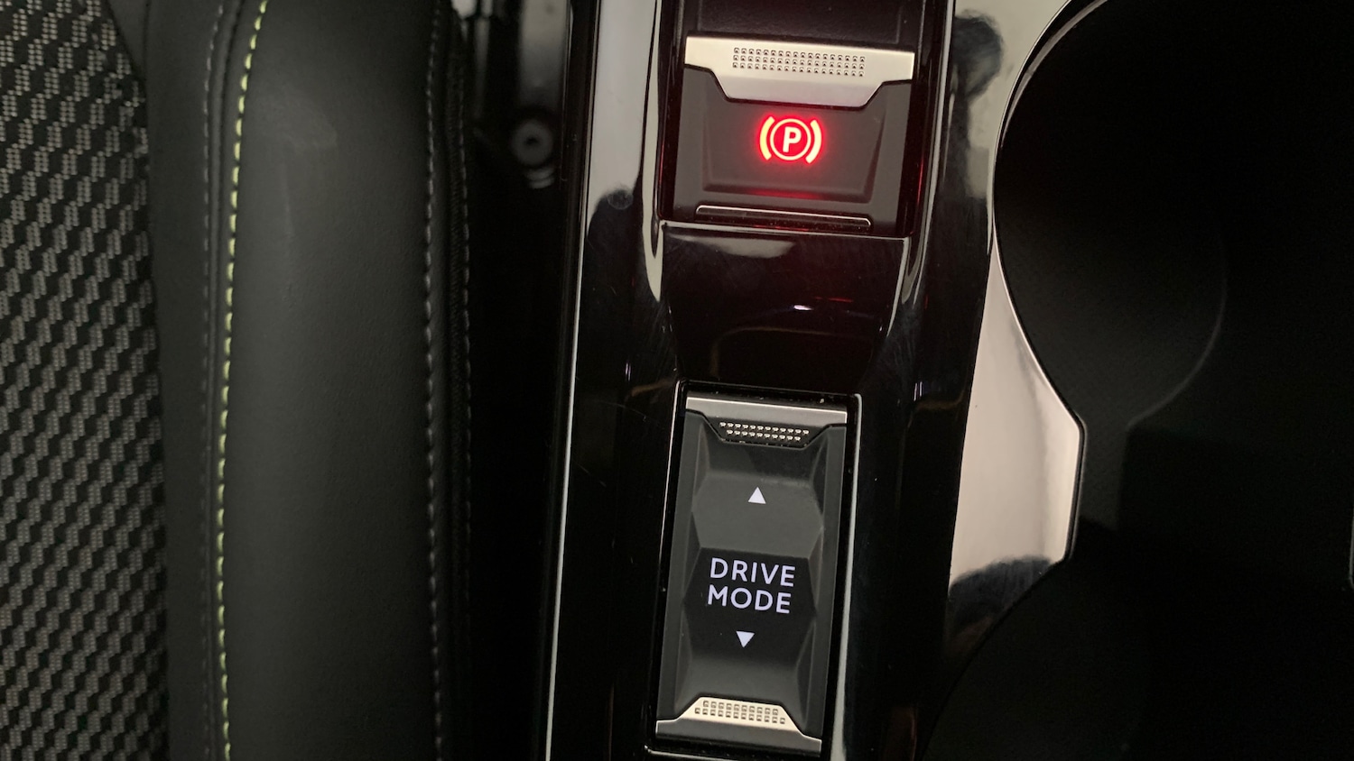 Used Peugeot 208 2025 for sale - 76621402: Photo 32