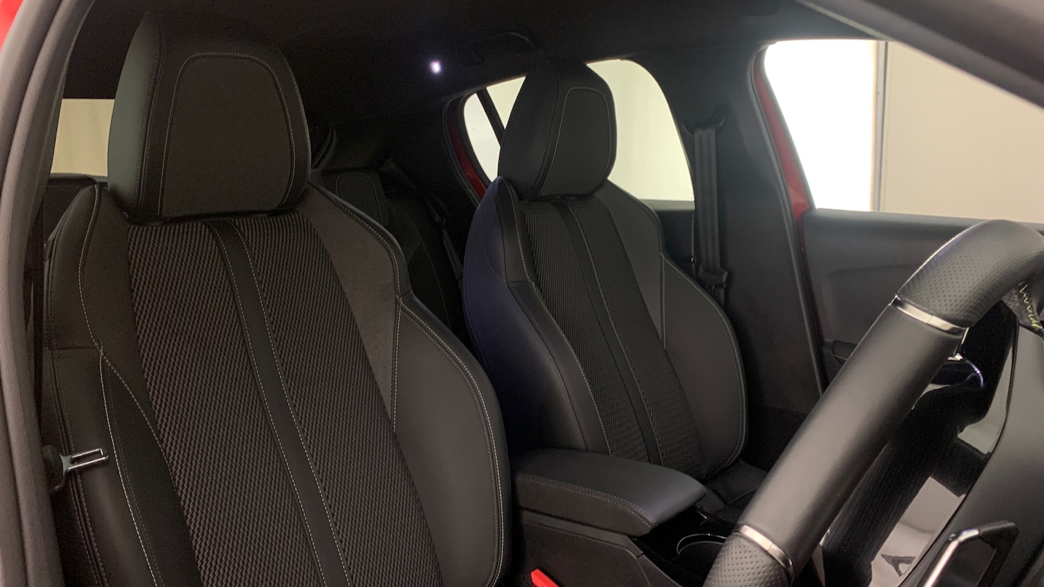 Used Peugeot 208 2025 for sale - 76621402: Photo 41