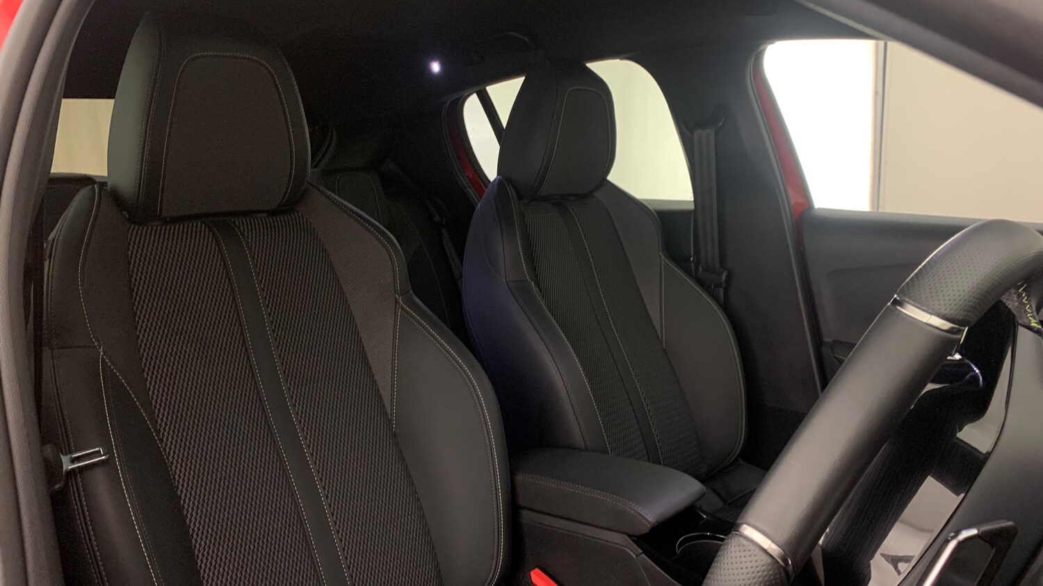 Used Peugeot 208 2025 for sale - 76621402: Photo 42