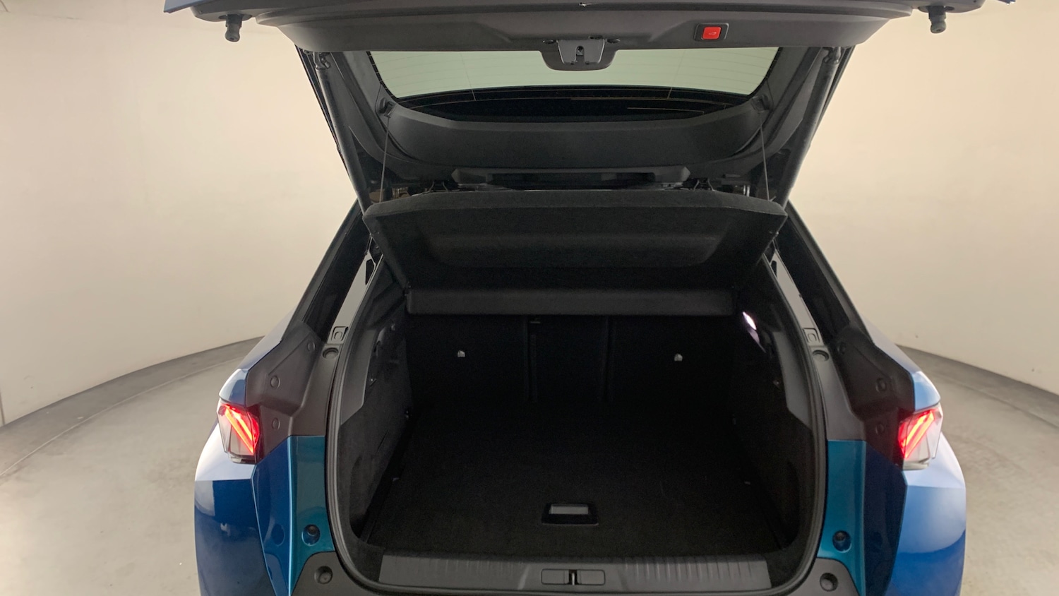 Used Peugeot 3008 2025 for sale - 76359109: Photo 5