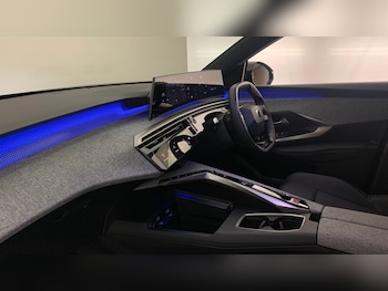 Used Peugeot 5008 2025 for sale - 76419758: Photo