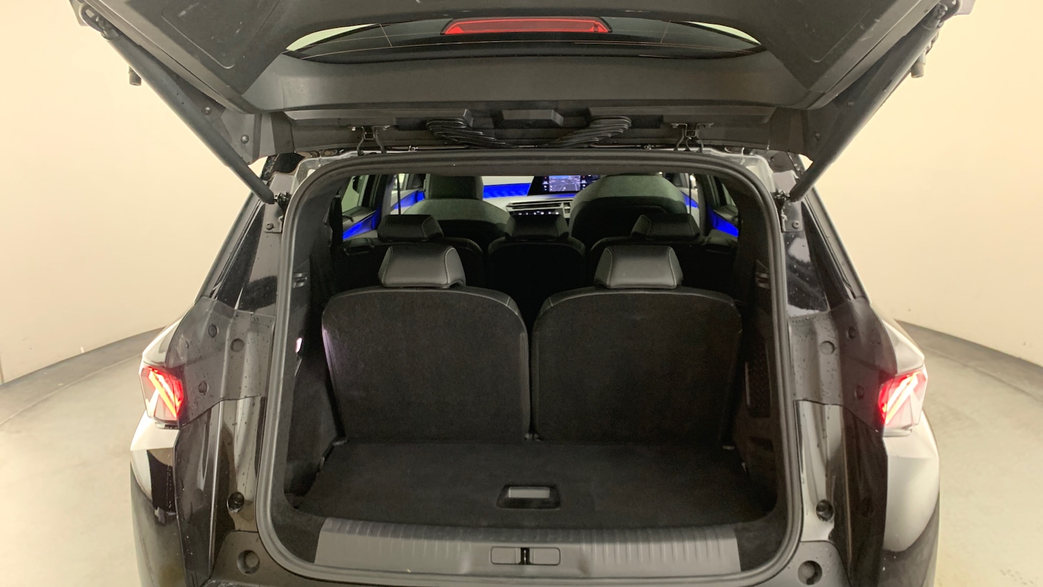 Used Peugeot 5008 2025 for sale - 76419758: Photo 5