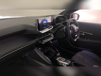 Used Peugeot 208 2025 for sale - 76966094: Photo