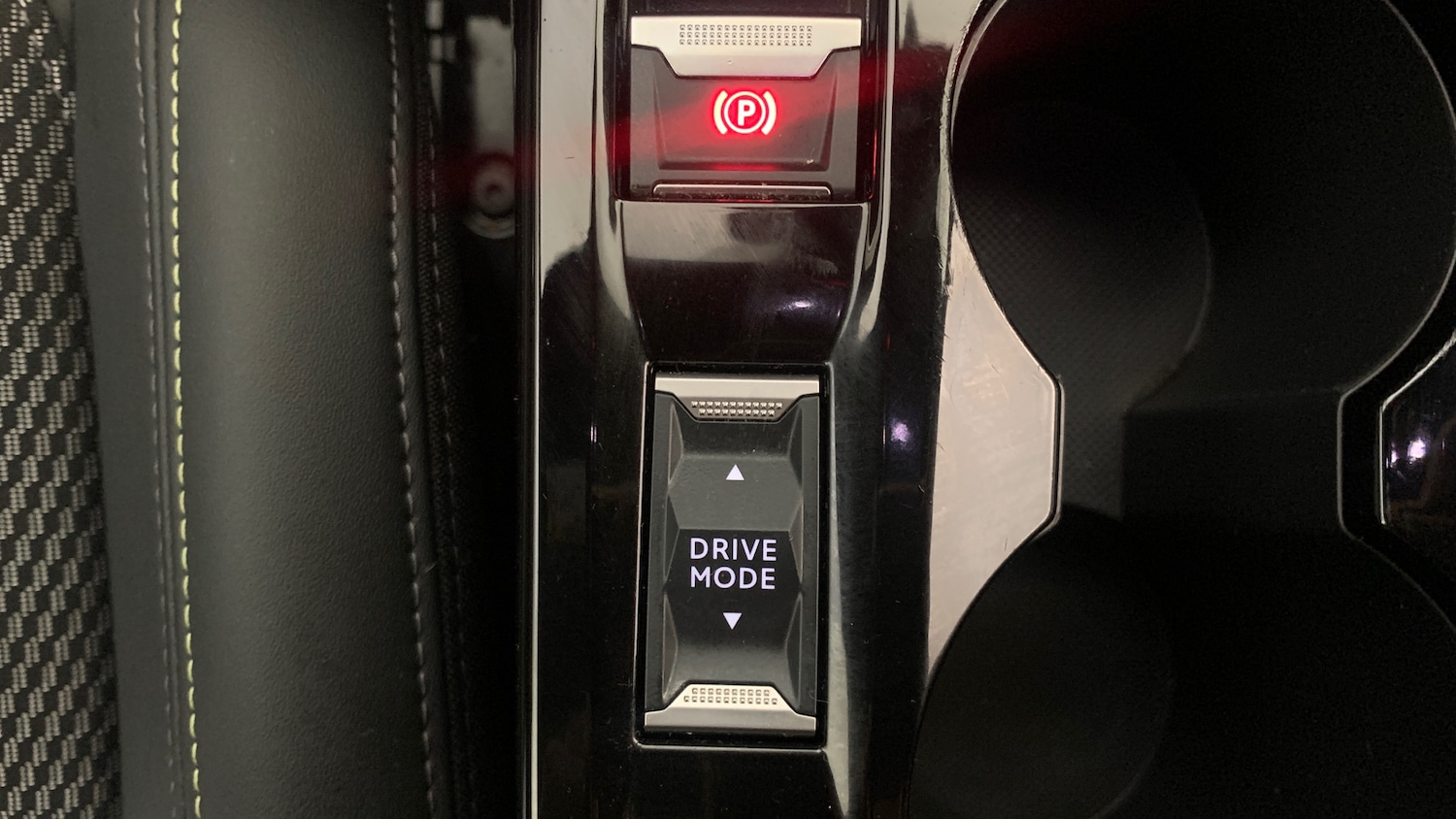 Used Peugeot 208 2025 for sale - 76966094: Photo 32