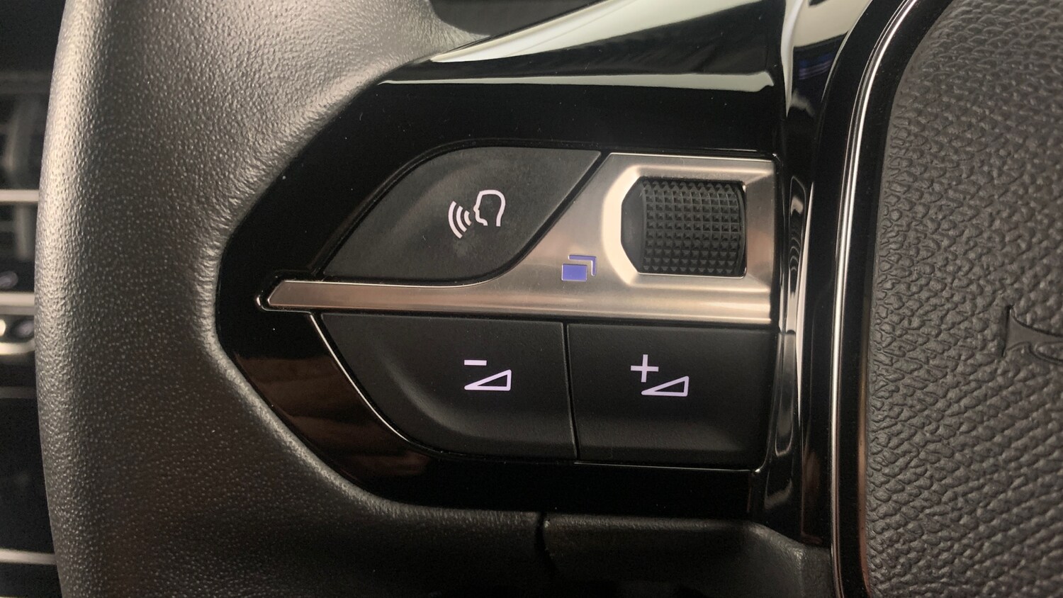 Used Peugeot 2008 2025 for sale - 77659704: Photo 19