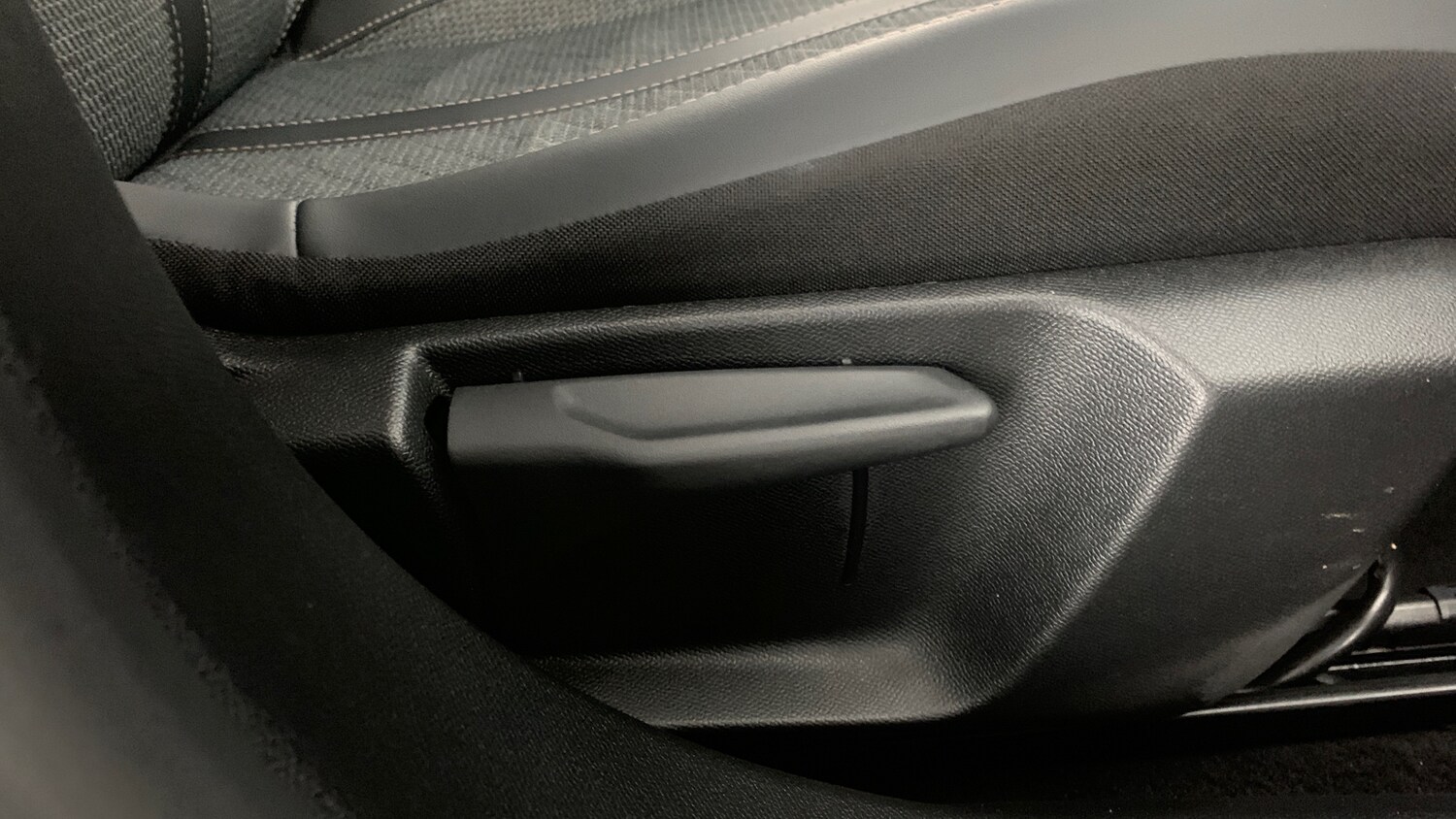 Used Peugeot 2008 2025 for sale - 77659704: Photo 56