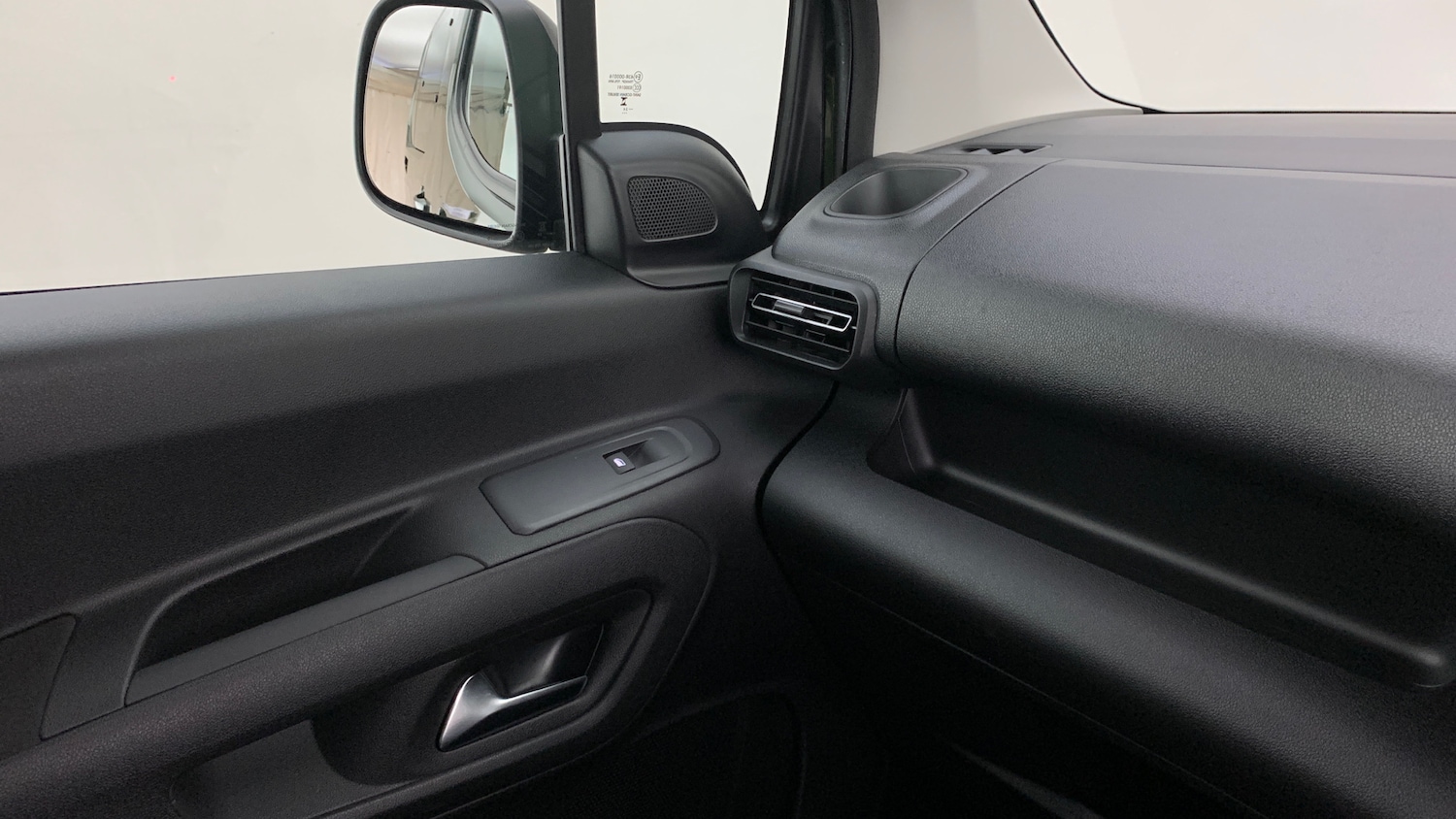 Used Citroen Berlingo 2024 for sale - 78087687: Photo 58