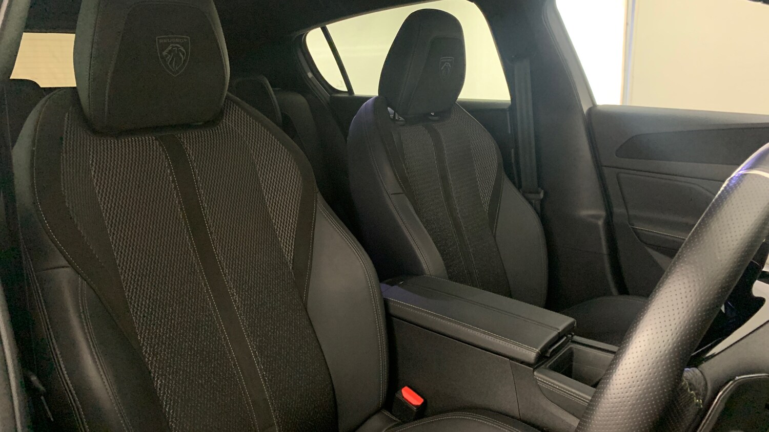 Used Peugeot 308 2024 for sale - 78008359: Photo 40