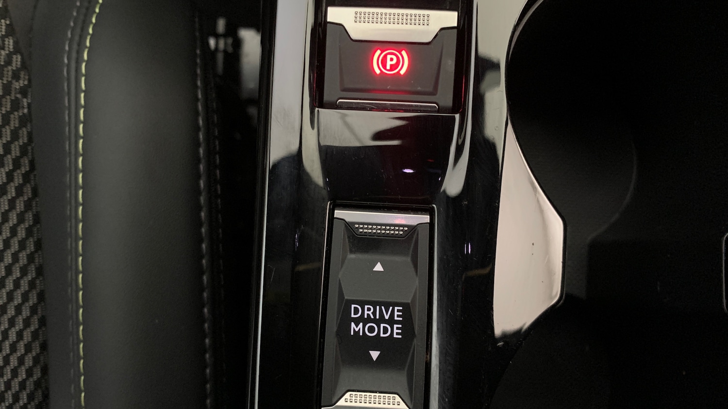 Used Peugeot 2008 2024 for sale - 77176163: Photo 36