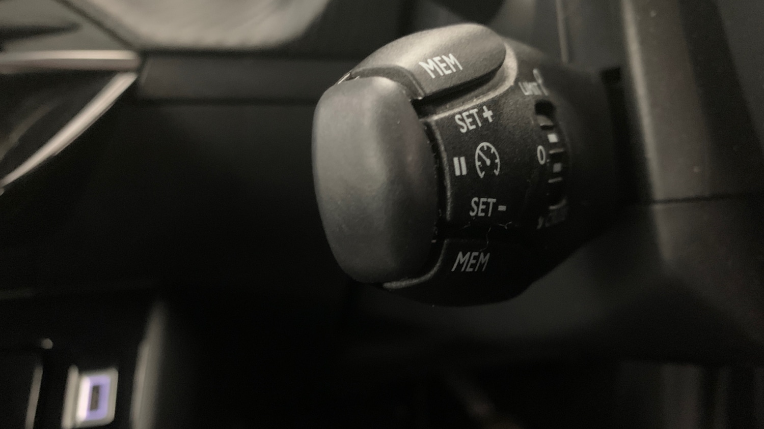 Used Peugeot 2008 2024 for sale - 77176163: Photo 41