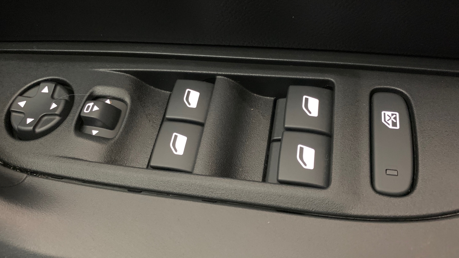 Used Peugeot 2008 2024 for sale - 77176163: Photo 42