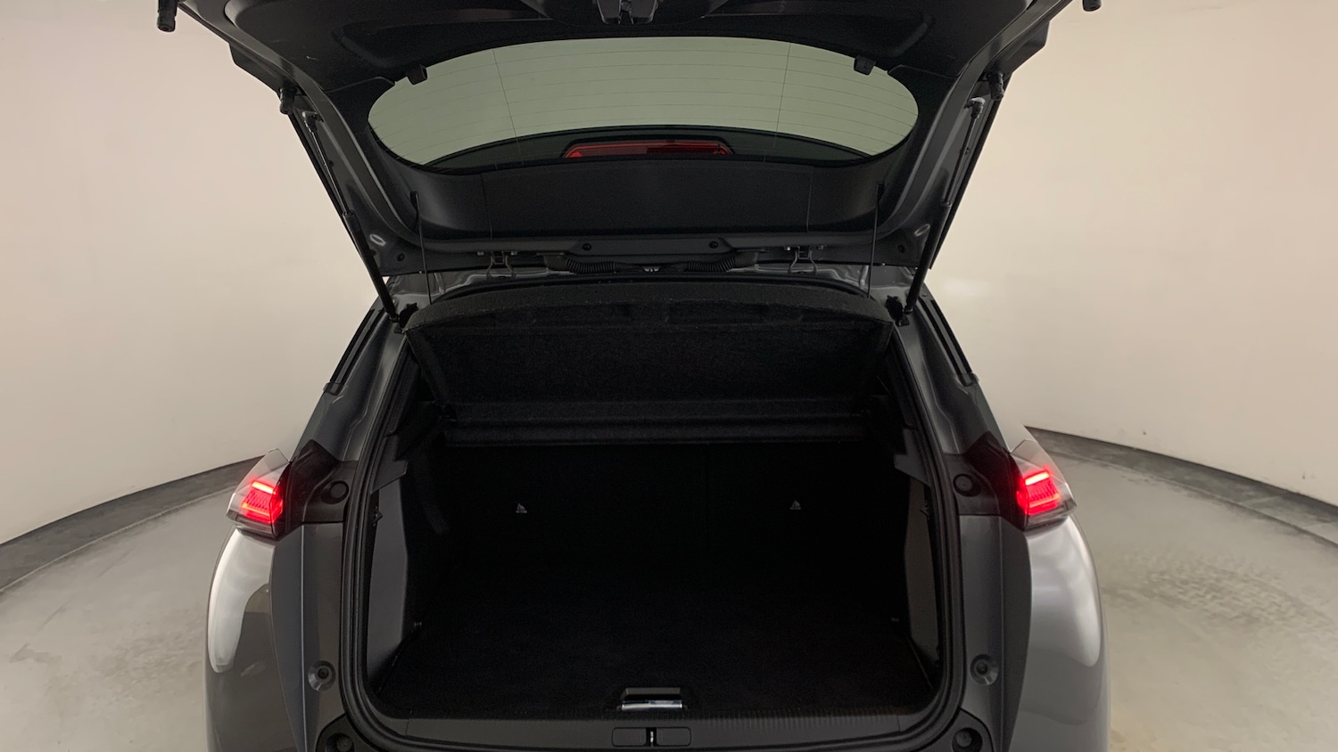 Used Peugeot 2008 2024 for sale - 77176163: Photo 6