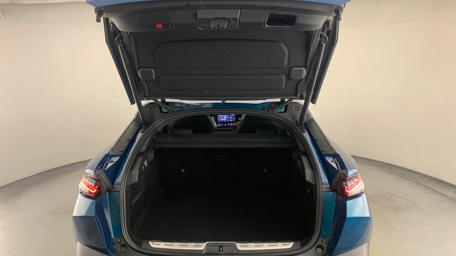 Used Peugeot 408 2024 for sale - 76621425: Photo 5