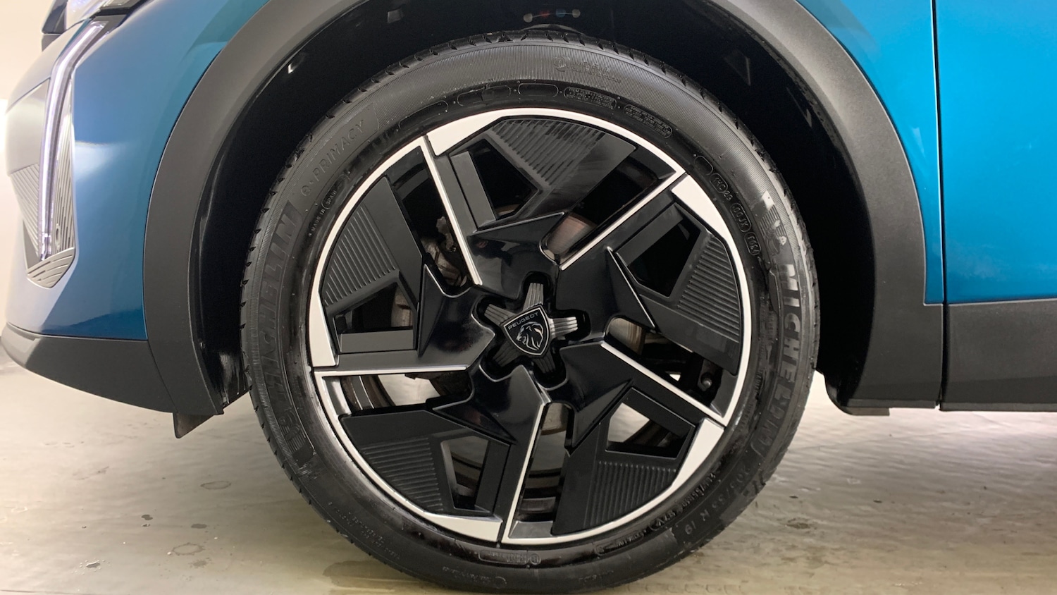 Used Peugeot 408 2024 for sale - 76621425: Photo 6