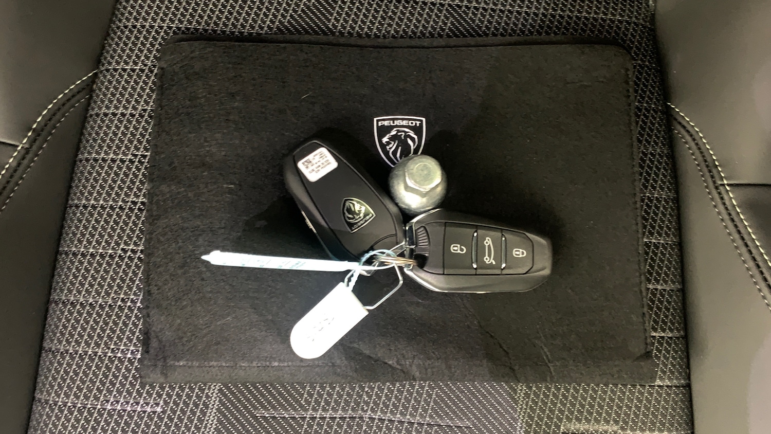 Used Peugeot 3008 2025 for sale - 76966106: Photo 44