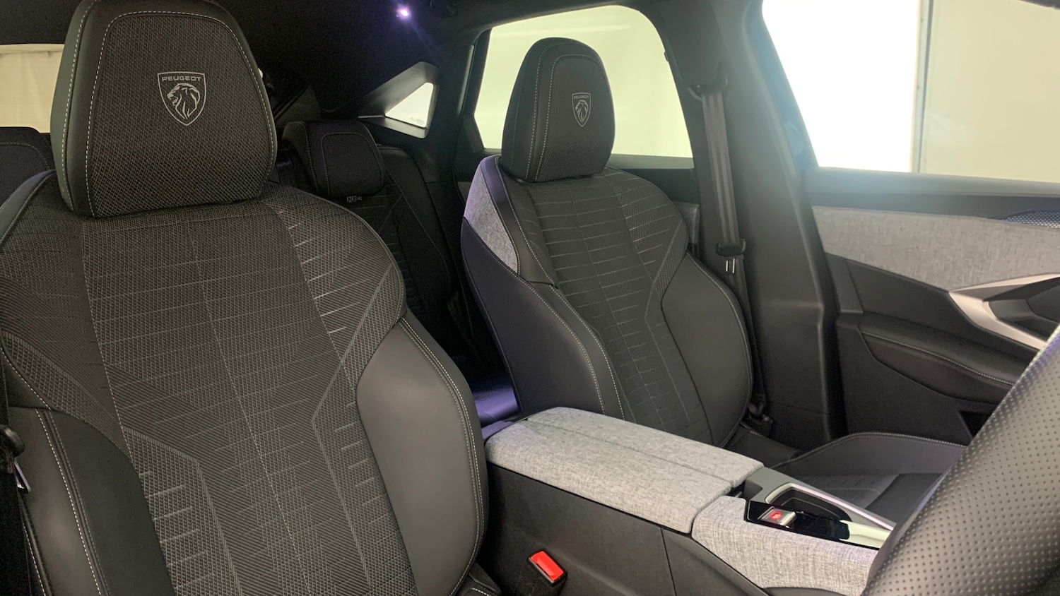 Used Peugeot 3008 2025 for sale - 76966106: Photo 45