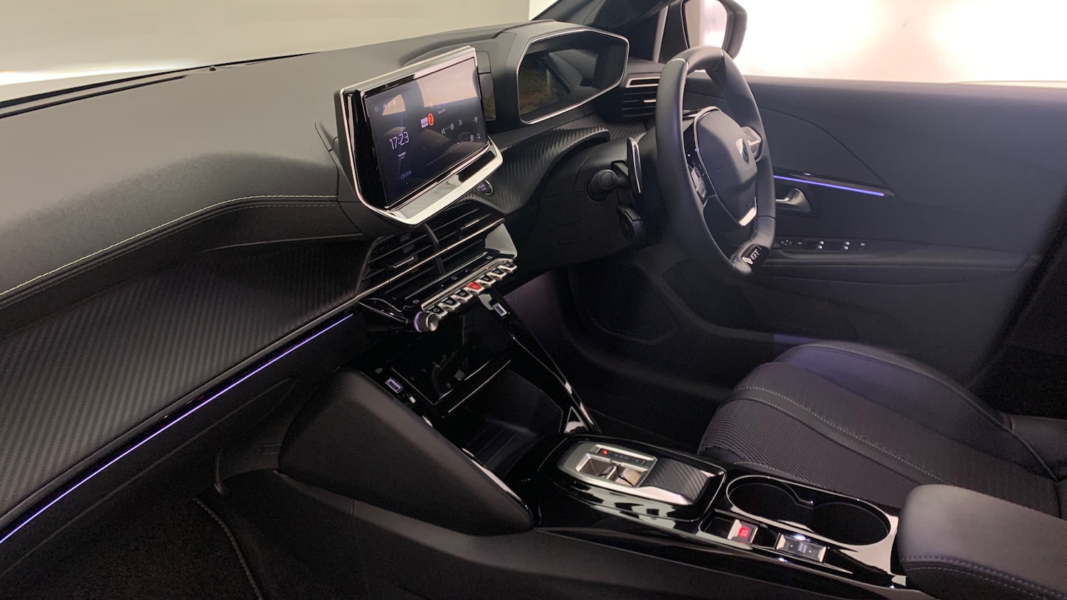 Used Peugeot 208 2025 for sale - 77359779: Photo 2