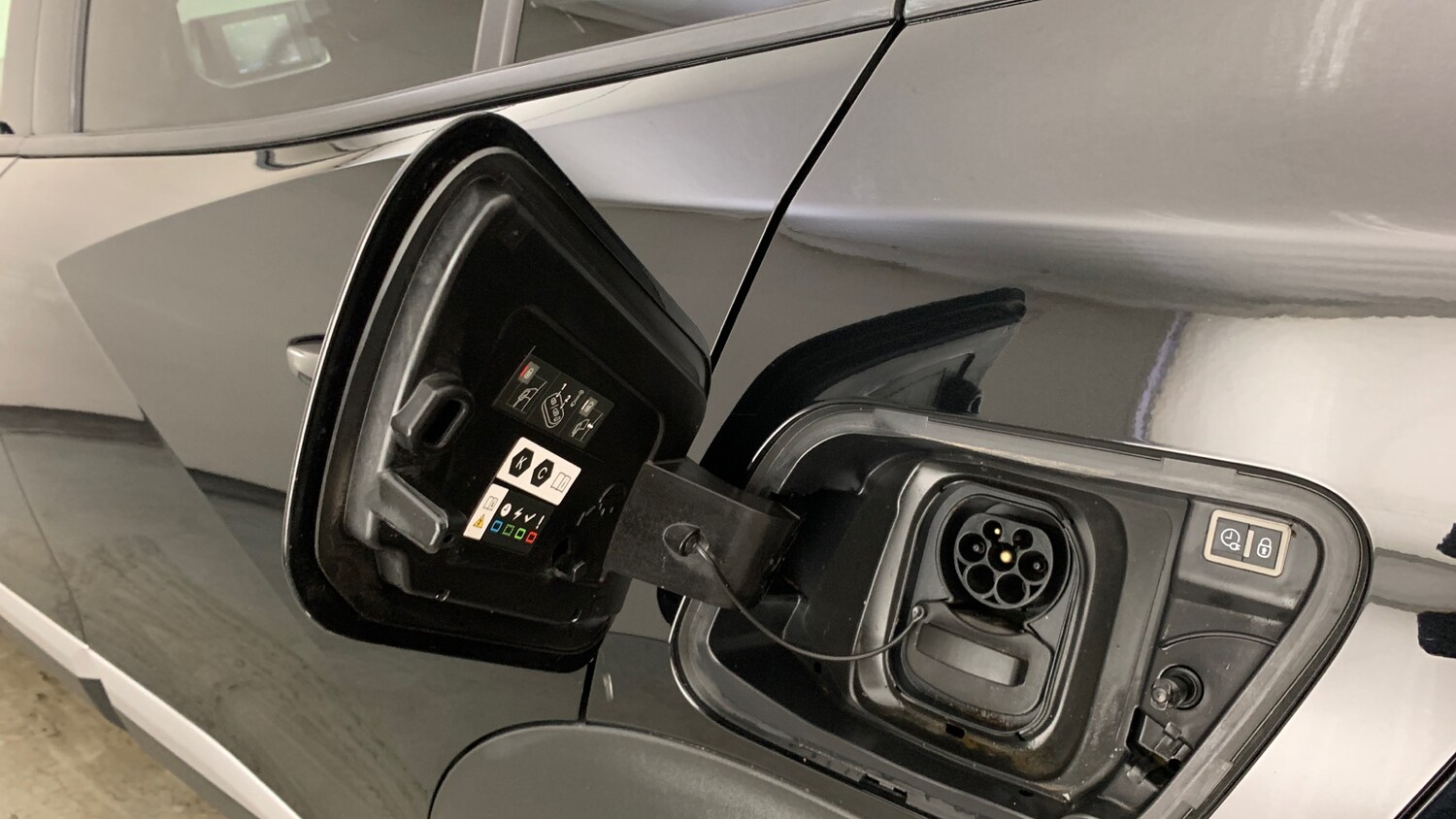 Used Peugeot 2008 2021 for sale - 78087678: Photo 31