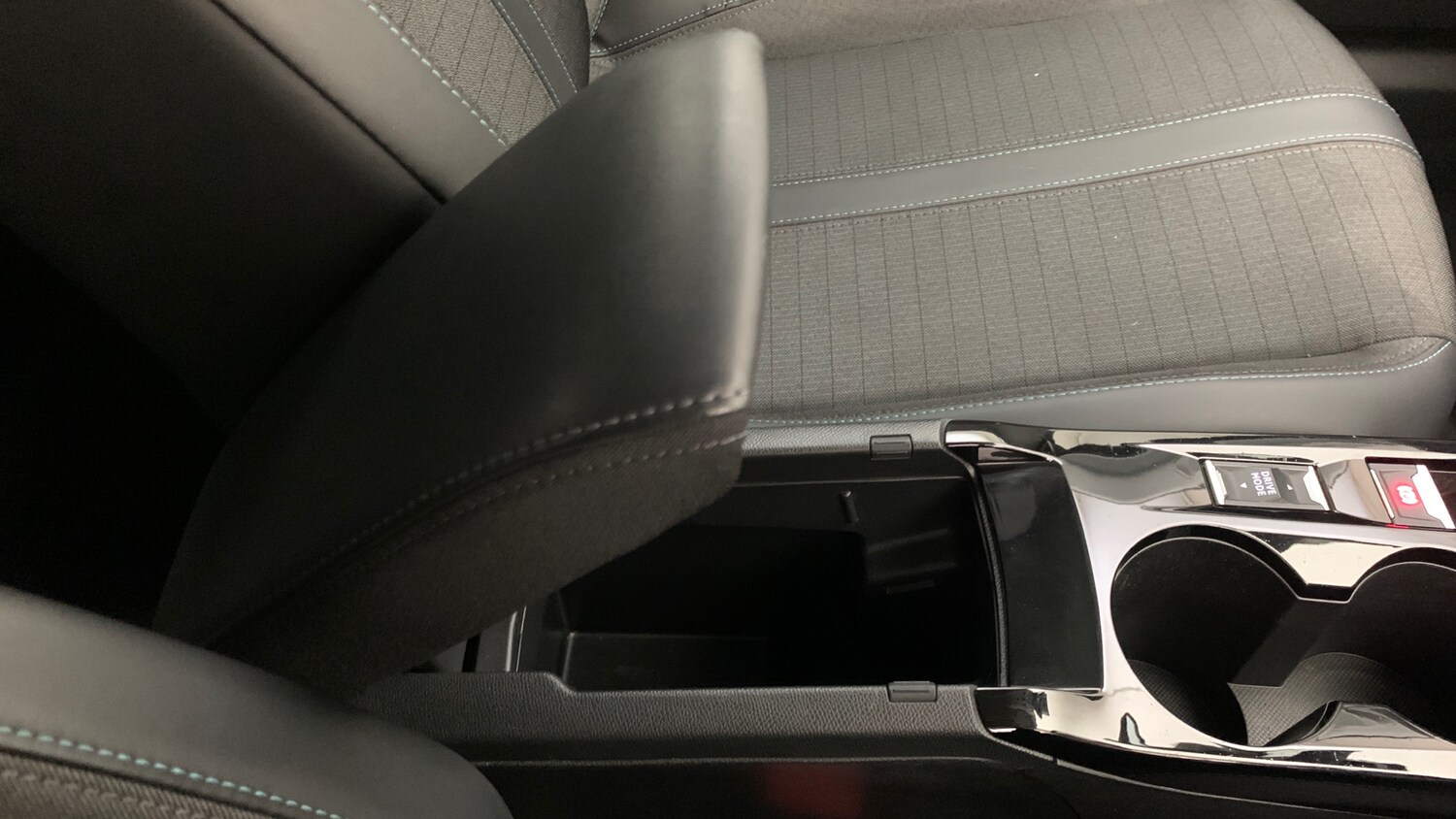 Used Peugeot 2008 2021 for sale - 78087678: Photo 57