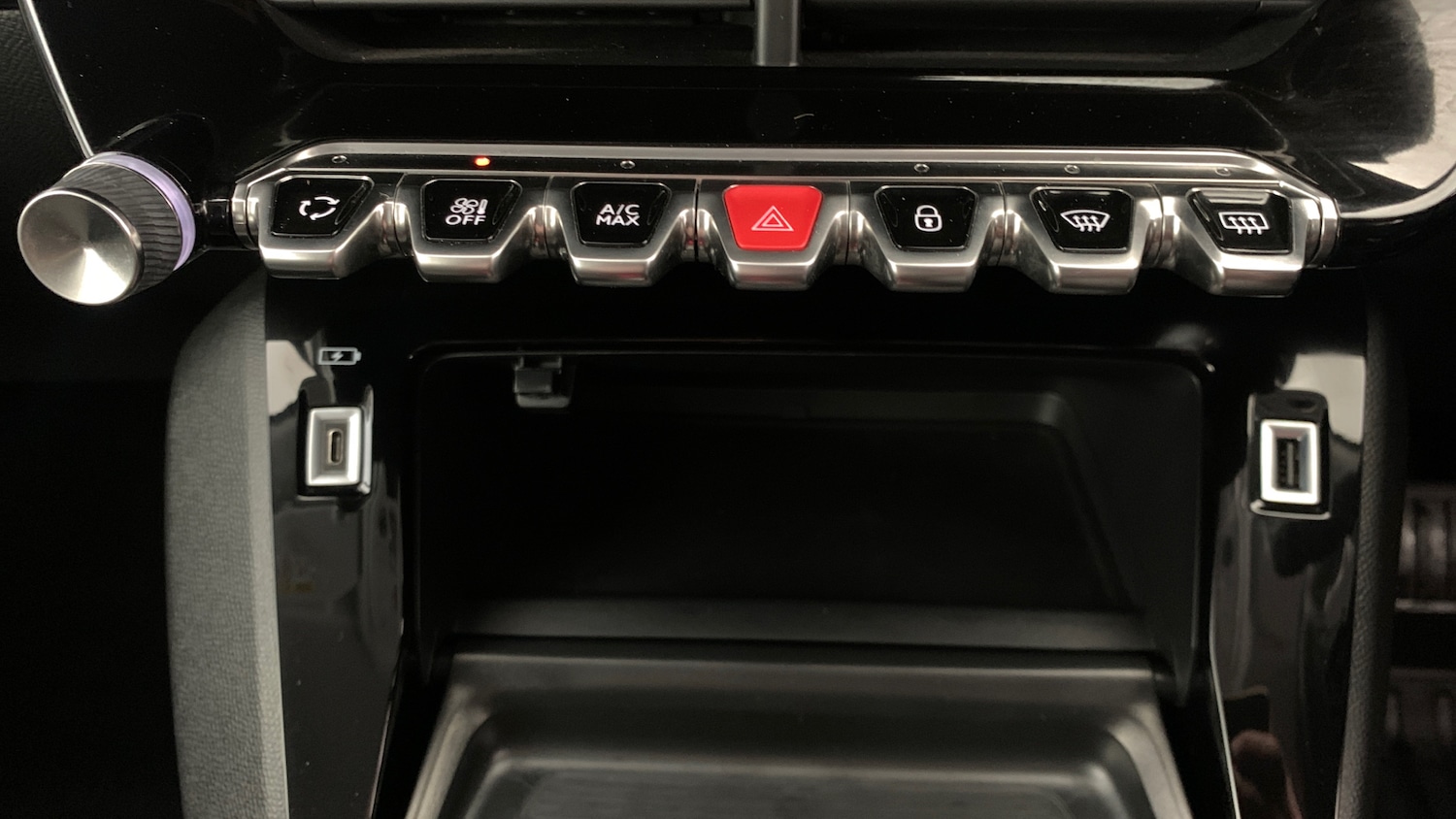 Used Peugeot 2008 2021 for sale - 76574352: Photo 30