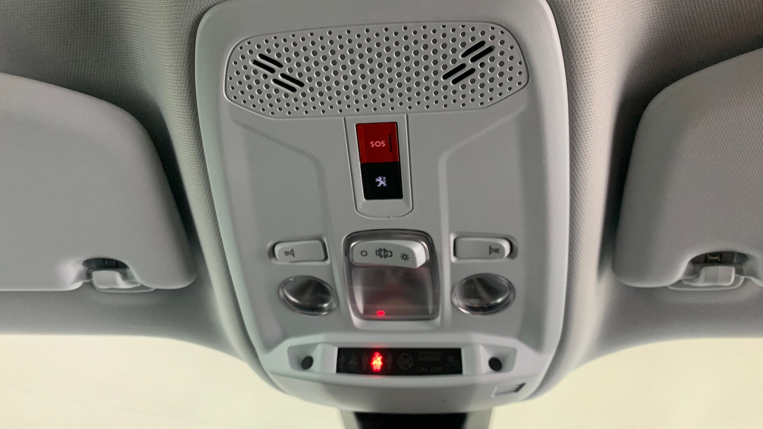 Used Peugeot 2008 2021 for sale - 76574352: Photo 33