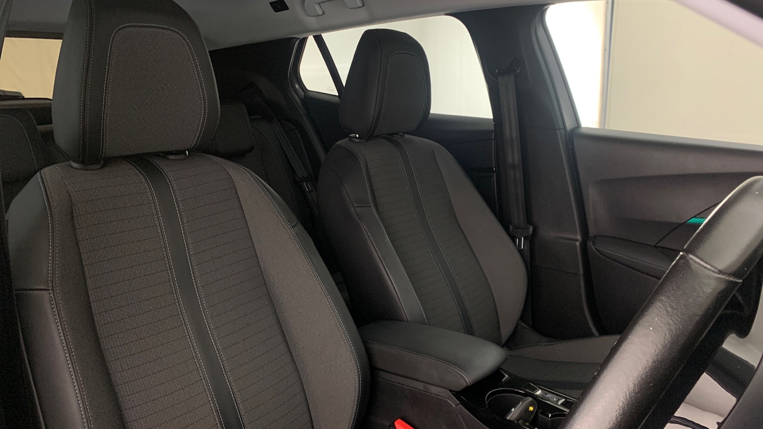 Used Peugeot 2008 2021 for sale - 76574352: Photo 40